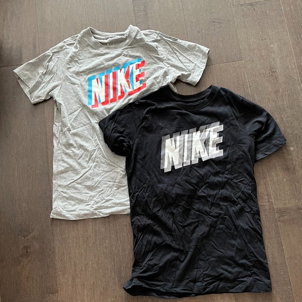 Nike Tee Set